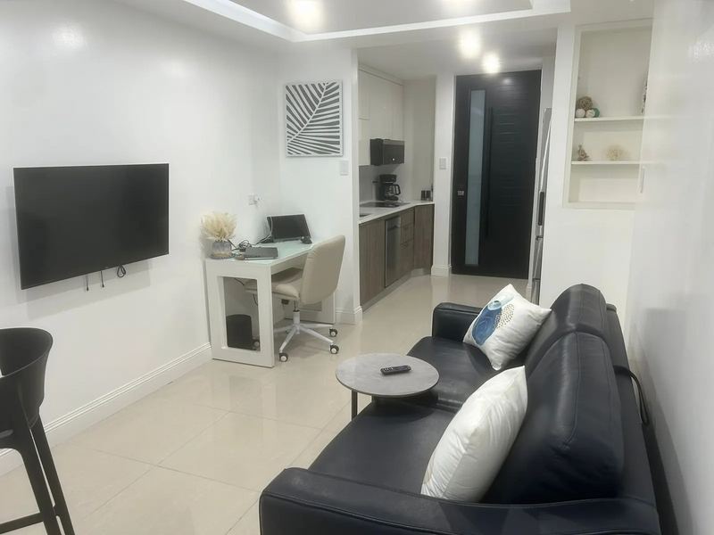 Maréa living room with television and sofa